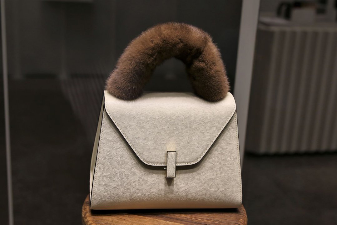 I should have known. Attempting to capture perfection in the luxury bag business is sheer madness!