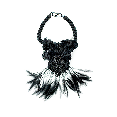 Knots & Feathers